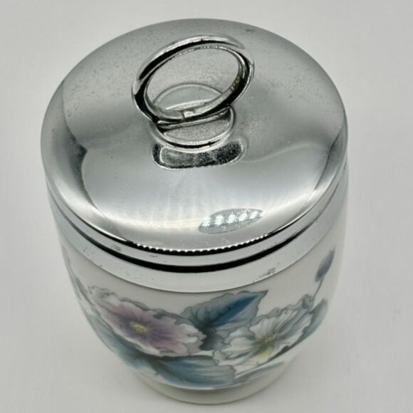 Vintage Royal Worcester Egg Coddler Single Size in the Woodland Pattern 3.5 Inch - Picture 3 of 6